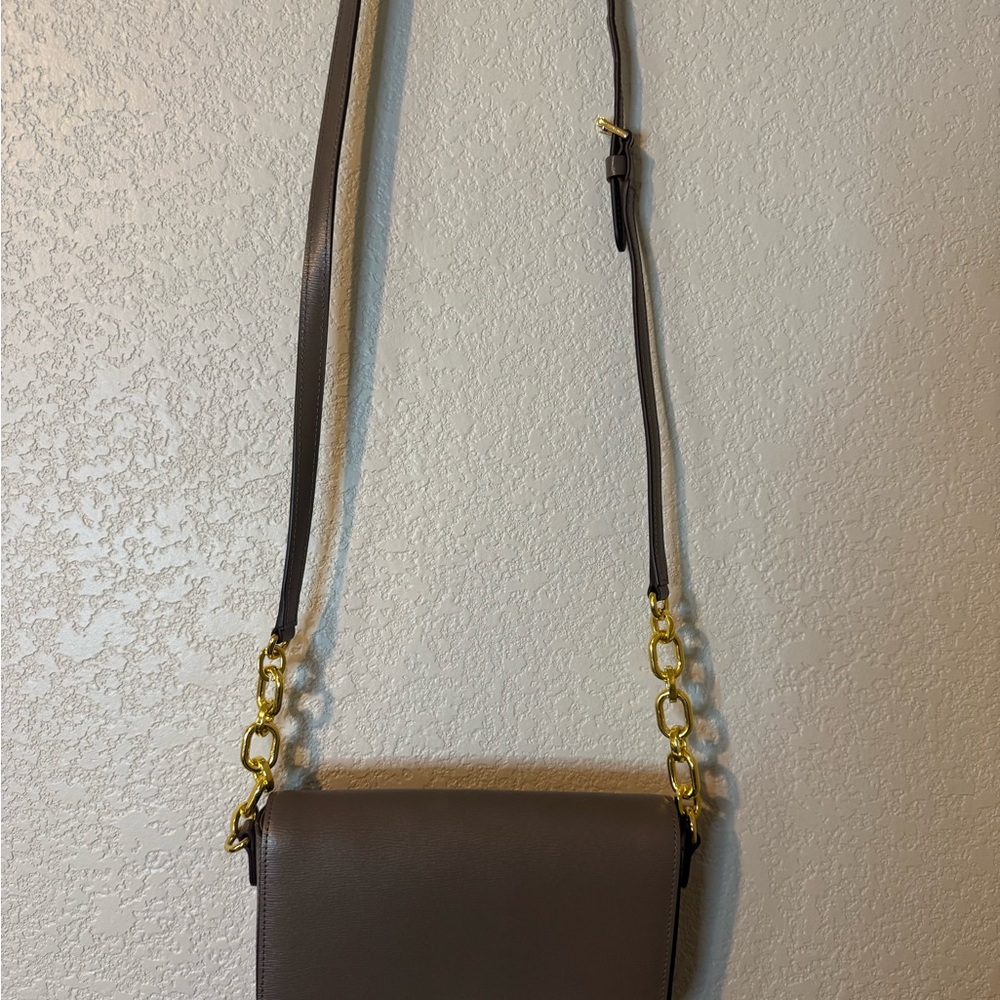 Ralph Lauren Elegant Gray  and Gold Crossbody Bag with Structured Design